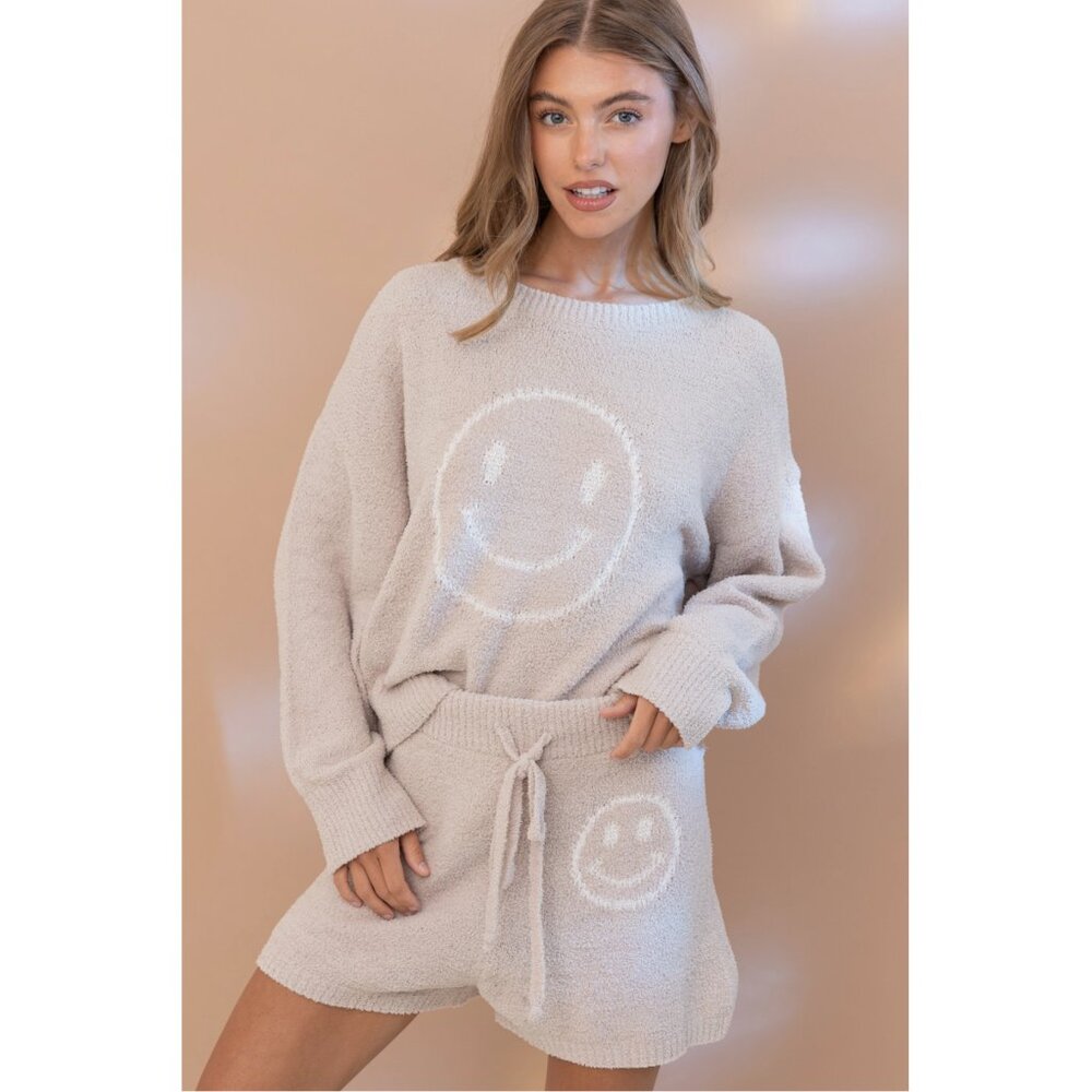 Cozy Soft Top with Shorts Set - Picture 9 of 11